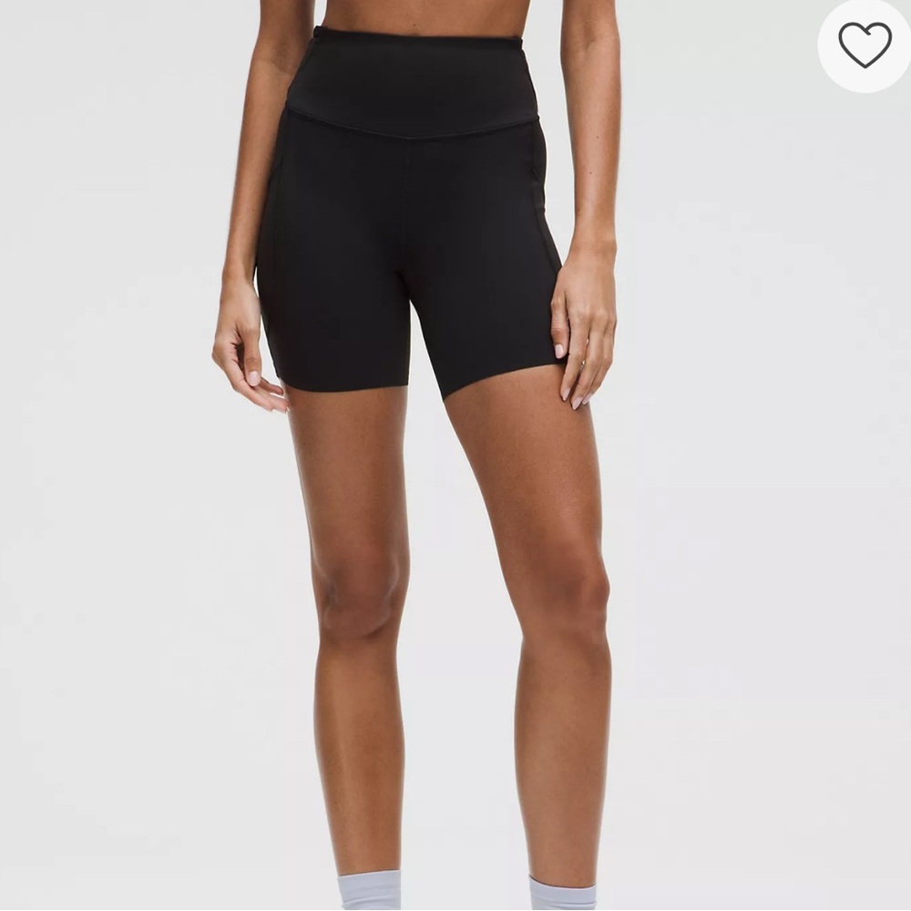 Lululemon Black High-Waisted Shorts SZ:4